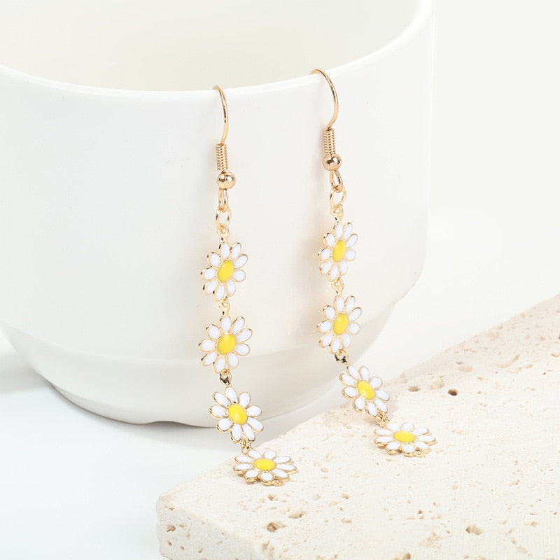 Flower Daisy Clavicle Chain Necklace