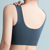 Seamless underwear without steel ring bra