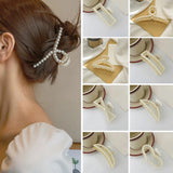 Elegant Pearls Beads Hairpin