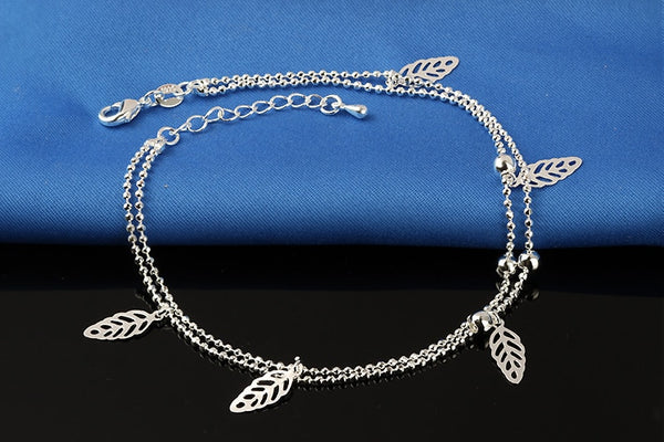  Diamond-Studded Butterfly Bracelet 