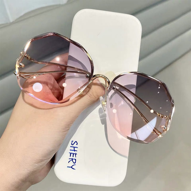 Women Metal Curved Sunglasses