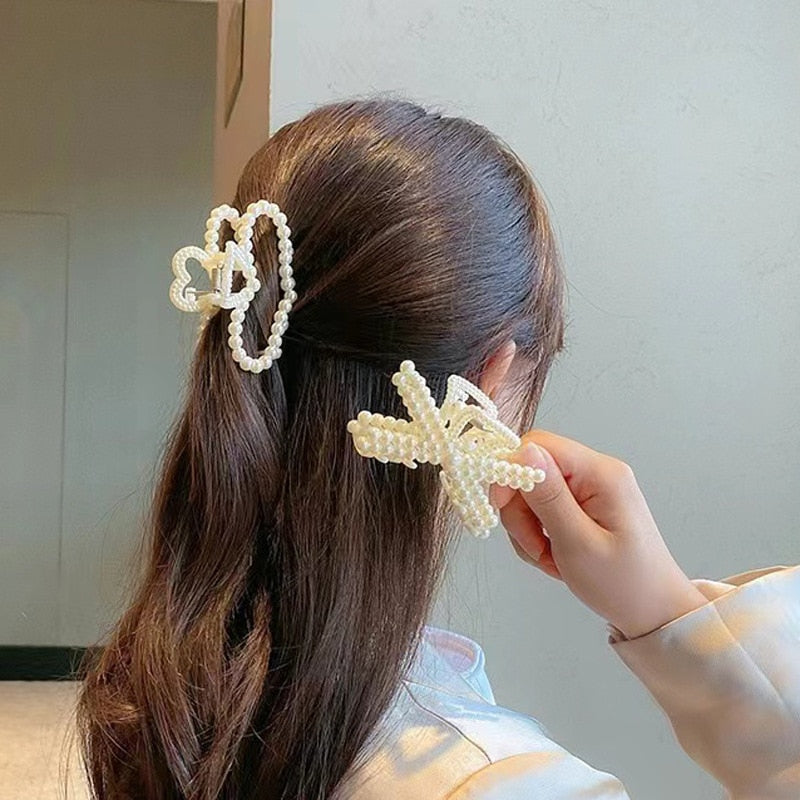 Elegant Pearls Beads Hairpin