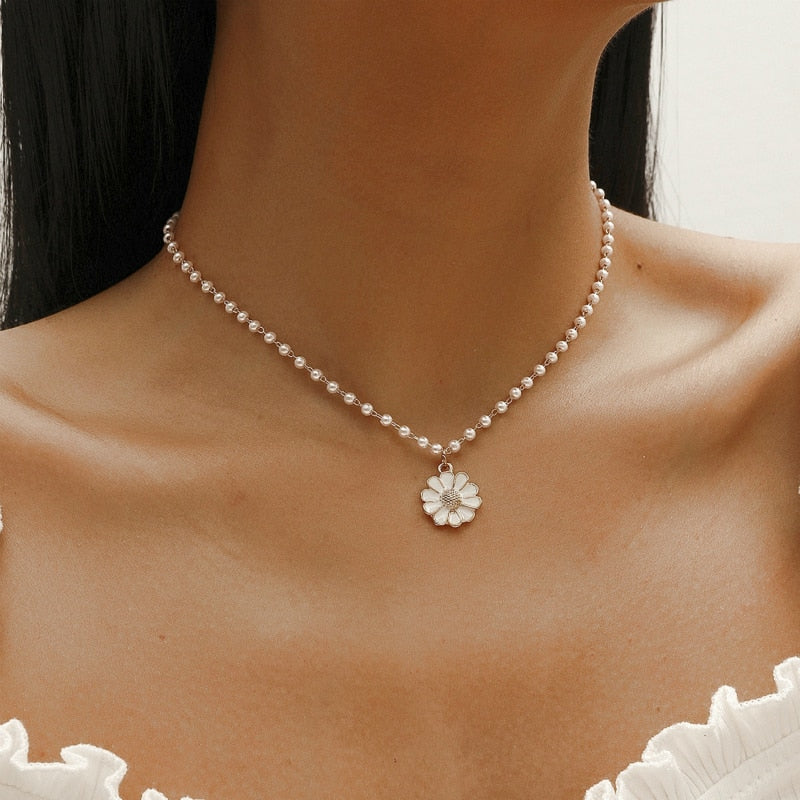 Flower Daisy Clavicle Chain Necklace